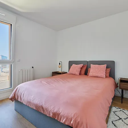 Appartement La Marina - A 1 Km De La *